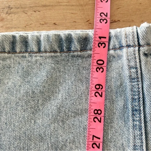 Rare Levi’s Pride Liberation Denim Short Overalls Medium Rainbow Patch - Picture 14 of 15